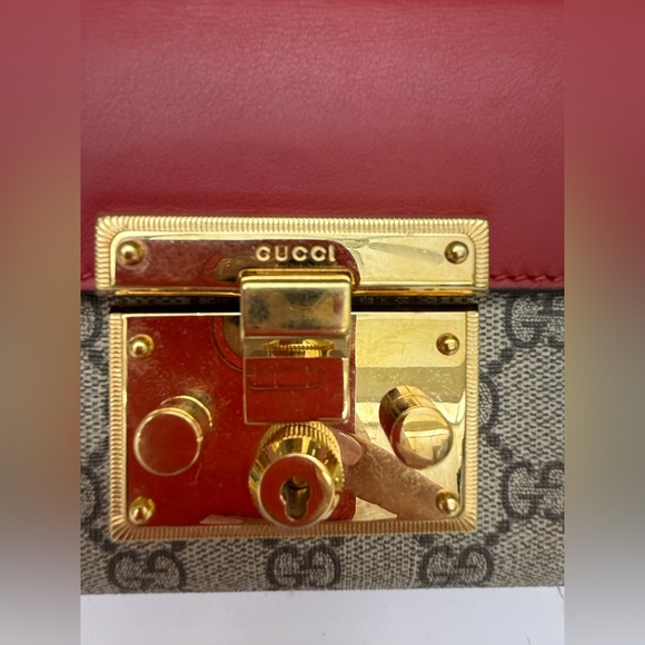 Gucci Red and Pink Padlock Shoulder Bag - Picture 4 of 13